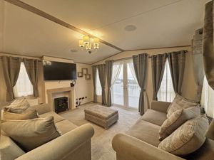 Living- click for photo gallery